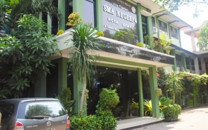 (FOR YOUR INFO) SMA NEGERI FAVORIT di BEKASI